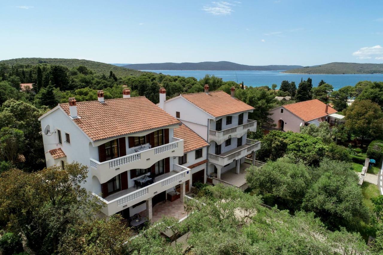 Apartments Mrva Ugljan Exterior photo