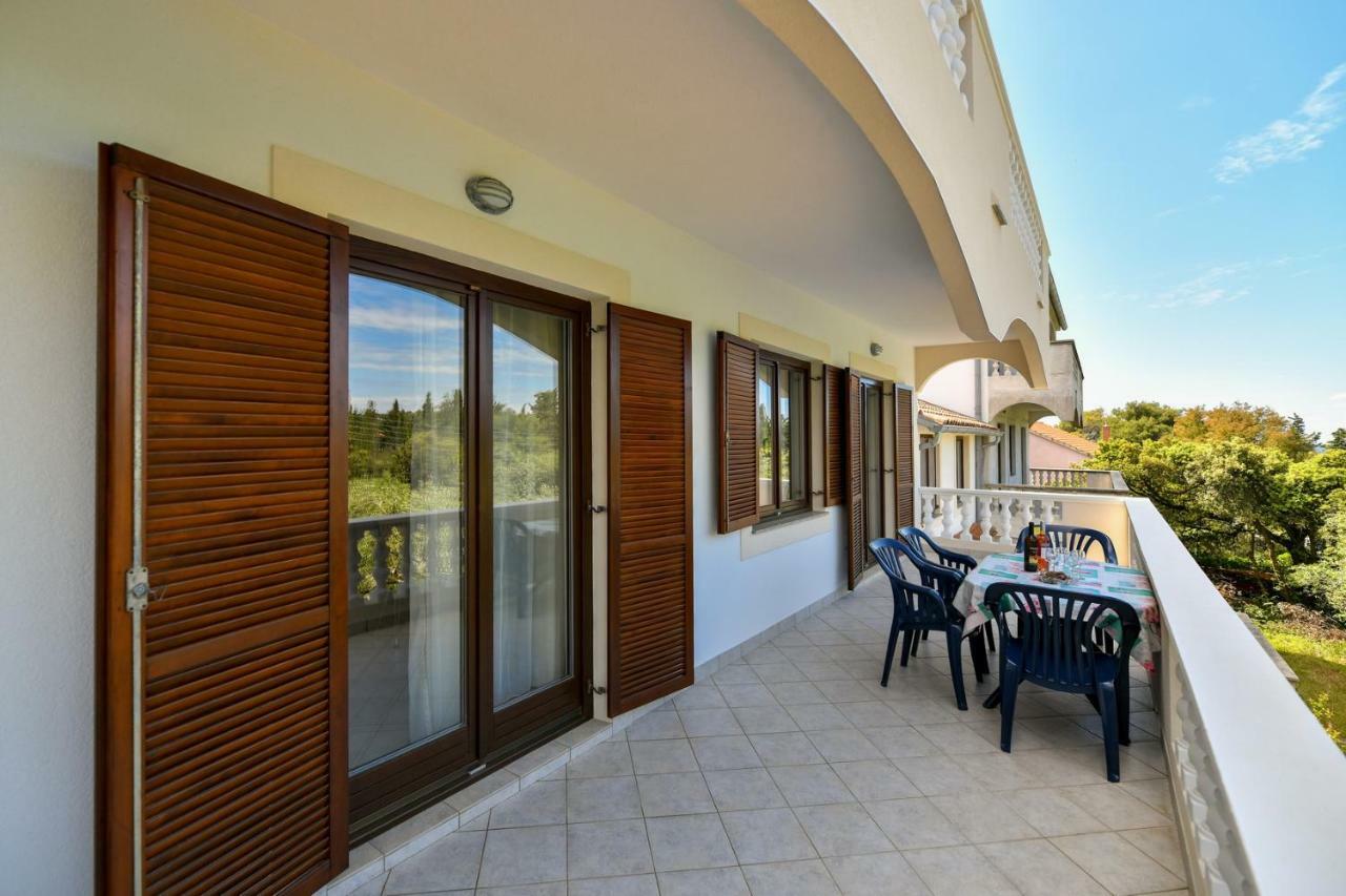 Apartments Mrva Ugljan Exterior photo